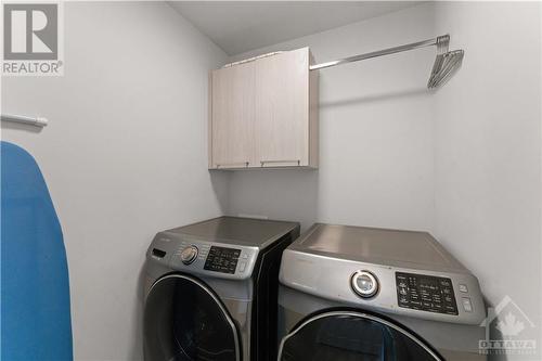 294 Squadron Crescent, Ottawa, ON - Indoor Photo Showing Laundry Room