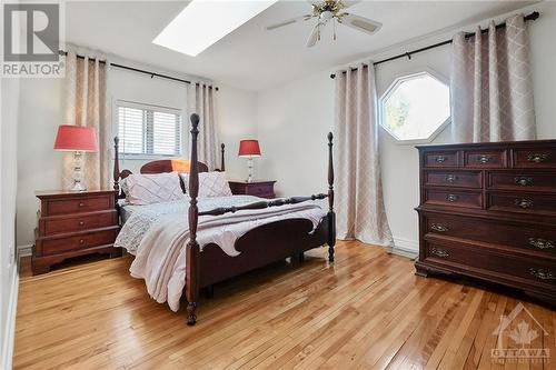 189 Hudson Avenue, Ottawa, ON - Indoor Photo Showing Bedroom