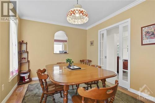 Separate dining room. Can easily accommodate a large dinner party. - 620 Bayview Drive, Ottawa, ON - Indoor Photo Showing Dining Room