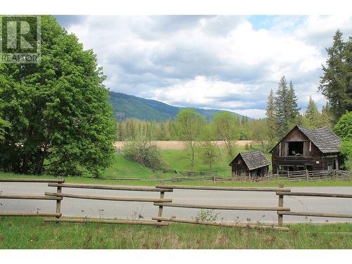 1823 Lumby Mabel Lake Road, Lumby, BC 