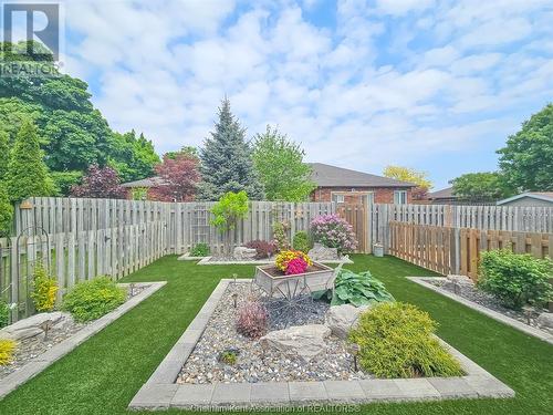 201 Chatham Street South Unit# B, Blenheim, ON - Outdoor With Backyard