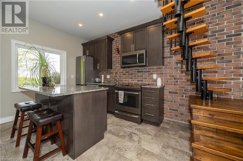 714329 Baseline, Grey Highlands, ON - Indoor Photo Showing Kitchen With Upgraded Kitchen