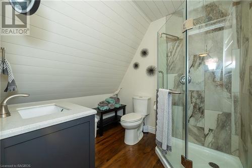 714329 Baseline, Grey Highlands, ON - Indoor Photo Showing Bathroom