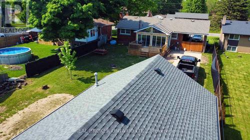 21 Lindel Crescent, Welland, ON - Outdoor With Above Ground Pool With Deck Patio Veranda
