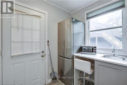 7575 Biddulph Street, Lambton Shores, ON - Indoor Photo Showing Bathroom
