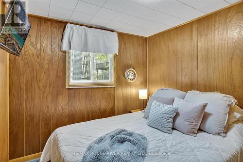 2743 Tedford Drive, Smith-Ennismore-Lakefield, ON - Indoor Photo Showing Bedroom