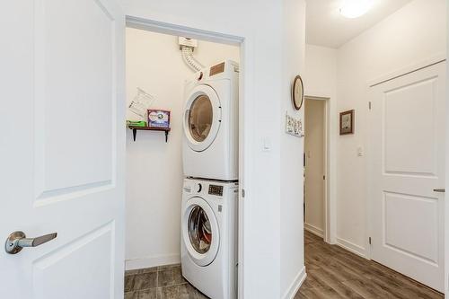 125 Shoreview Place|Unit #627, Stoney Creek, ON - Indoor Photo Showing Laundry Room