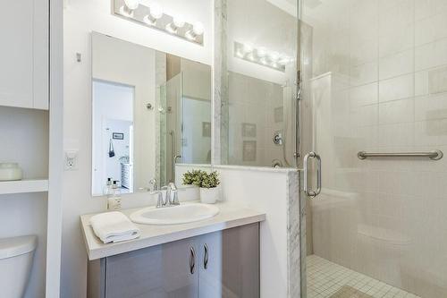 125 Shoreview Place|Unit #627, Stoney Creek, ON - Indoor Photo Showing Bathroom