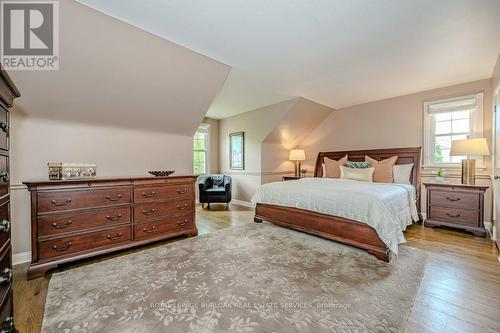 1288 Fairway Court, Burlington, ON - Indoor Photo Showing Bedroom