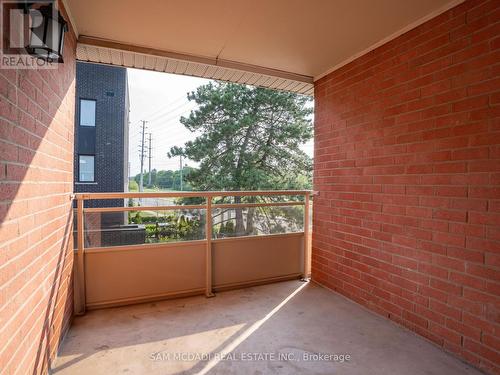 172 - 2170 Bromsgrove Road, Mississauga, ON - Outdoor With Balcony With Exterior