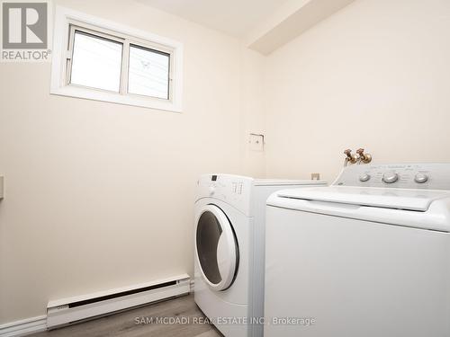 172 - 2170 Bromsgrove Road, Mississauga, ON - Indoor Photo Showing Laundry Room