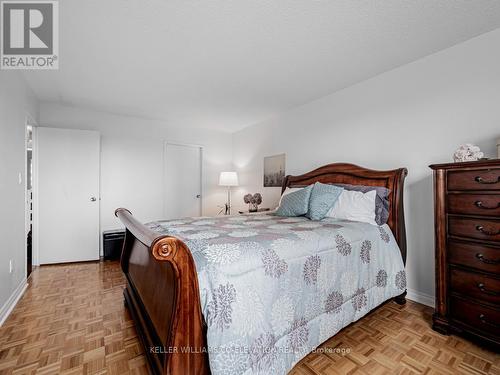 409 - 260 Scarlett Road, Toronto, ON - Indoor Photo Showing Bedroom