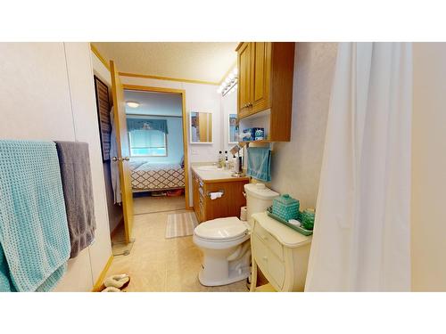 352 Mission Crescent, Cranbrook, BC - Indoor Photo Showing Bathroom
