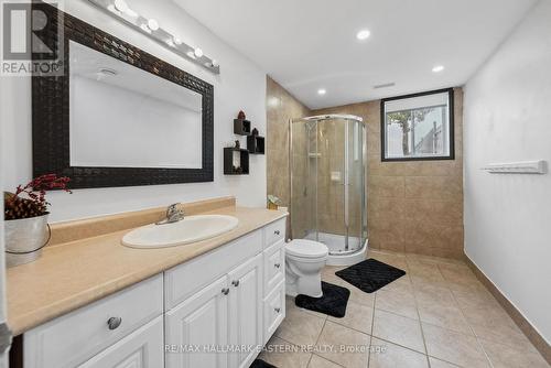 1234 Parkhill Road W, Peterborough, ON - Indoor Photo Showing Bathroom