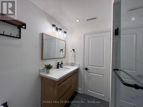 Bsmt - 3236 Escada Drive, Mississauga, ON - Indoor Photo Showing Bathroom
