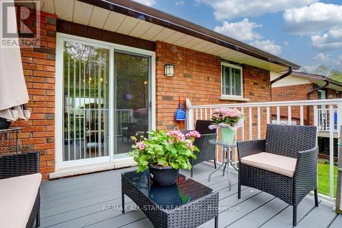 11 - 115 Mary Street W, Kawartha Lakes, ON - Outdoor With Deck Patio Veranda With Exterior
