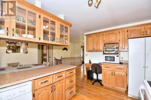 1766 Providence Line S, Otonabee-South Monaghan, ON - Indoor Photo Showing Kitchen