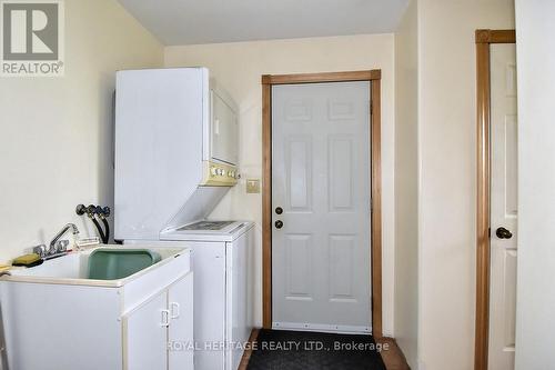 1766 Providence Line S, Otonabee-South Monaghan, ON - Indoor Photo Showing Laundry Room