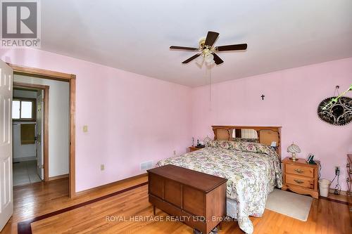 1766 Providence Line S, Otonabee-South Monaghan, ON - Indoor Photo Showing Bedroom