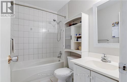 136 - 2315 Bromsgrove Road, Mississauga, ON - Indoor Photo Showing Bathroom
