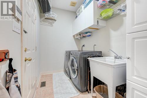 9 Briardale Road, Brampton, ON - Indoor Photo Showing Laundry Room