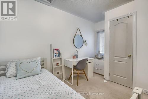 2775 Bur Oak Avenue, Markham, ON - Indoor Photo Showing Bedroom