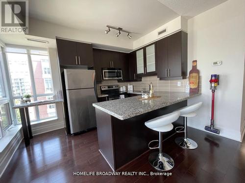 603 - 39 Upper Duke Crescent, Markham, ON - Indoor Photo Showing Kitchen With Stainless Steel Kitchen