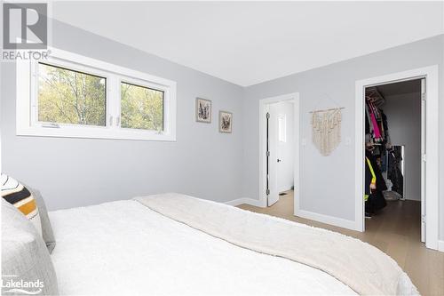 1322 Britannia Road, Huntsville, ON - Indoor Photo Showing Bedroom