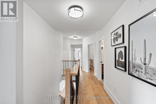 997 Mount Pleasant Road, Toronto, ON - Indoor Photo Showing Other Room