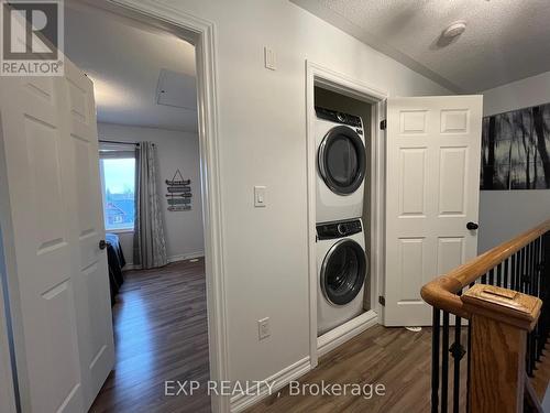 212 - 34 Joseph Trail, Collingwood, ON - Indoor Photo Showing Laundry Room