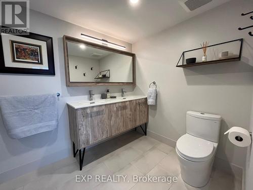 212 - 34 Joseph Trail, Collingwood, ON - Indoor Photo Showing Bathroom