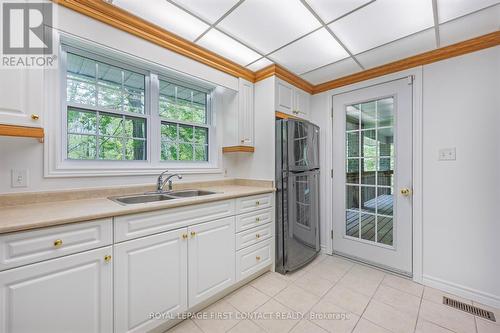 3895 Vasey Road, Tay, ON - Indoor Photo Showing Kitchen With Double Sink