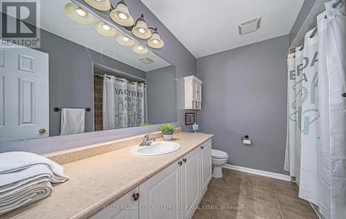 988 Southport Drive, Oshawa, ON - Indoor Photo Showing Bathroom