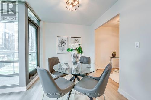 1108 - 81 Navy Wharf Court, Toronto, ON - Indoor Photo Showing Dining Room