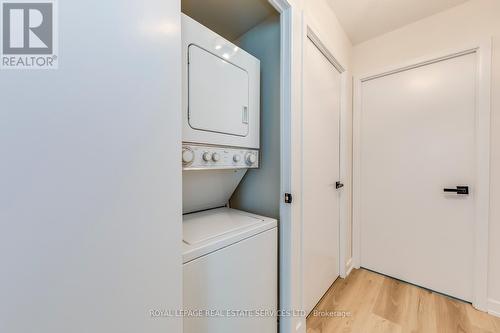 1108 - 81 Navy Wharf Court, Toronto, ON - Indoor Photo Showing Laundry Room