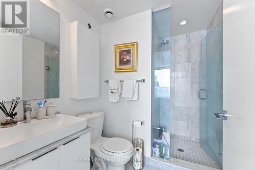 3905 - 14 York Street, Toronto, ON - Indoor Photo Showing Bathroom