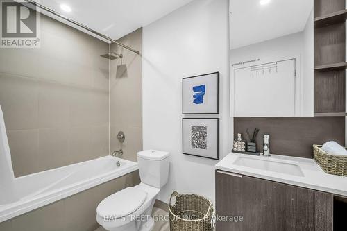 2504 - 55 Regent Park Boulevard, Toronto, ON - Indoor Photo Showing Bathroom