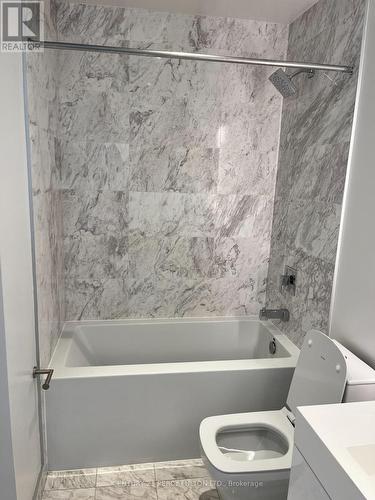 5603 - 1 Yorkville Avenue, Toronto C02, ON - Indoor Photo Showing Bathroom