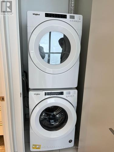 5603 - 1 Yorkville Avenue, Toronto, ON - Indoor Photo Showing Laundry Room