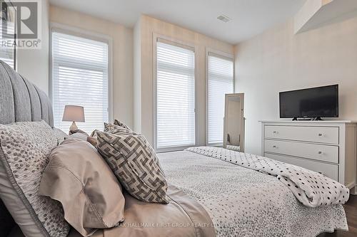 1285 Wharf Street, Pickering, ON - Indoor Photo Showing Bedroom