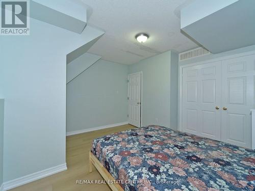 208 Scarborough Golf Club Road, Toronto, ON - Indoor Photo Showing Bedroom