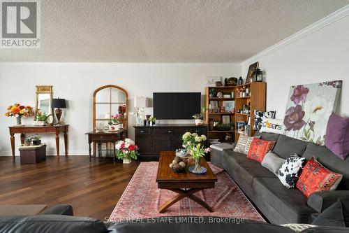 1206 - 20 Guildwood Parkway, Toronto, ON - Indoor Photo Showing Living Room