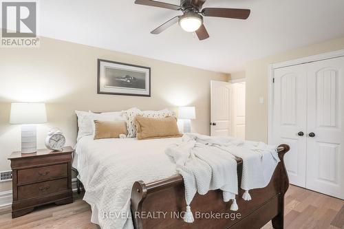 189 Angeline Street N, Kawartha Lakes, ON - Indoor Photo Showing Bedroom