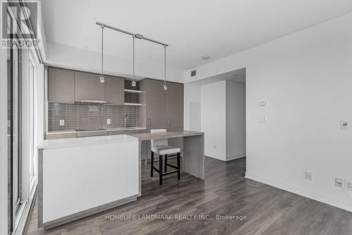 5107 - 88 Harbour Street, Toronto, ON - Indoor Photo Showing Kitchen With Upgraded Kitchen