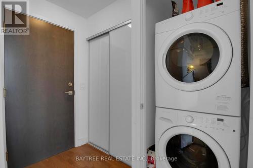 720 - 20 Minowan Miikan Lane, Toronto, ON - Indoor Photo Showing Laundry Room