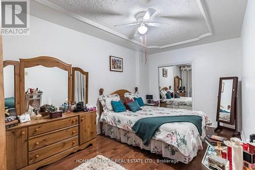 41 Rusholme Drive, Toronto, ON - Indoor Photo Showing Bedroom