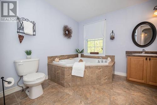 652 Rantz Road, Petawawa, ON - Indoor Photo Showing Bathroom