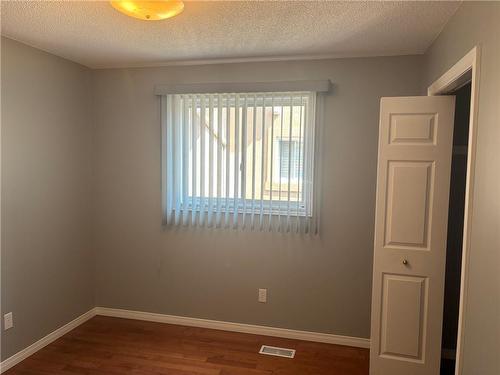 22 Chelmsford Place, Hamilton, ON - Indoor Photo Showing Other Room