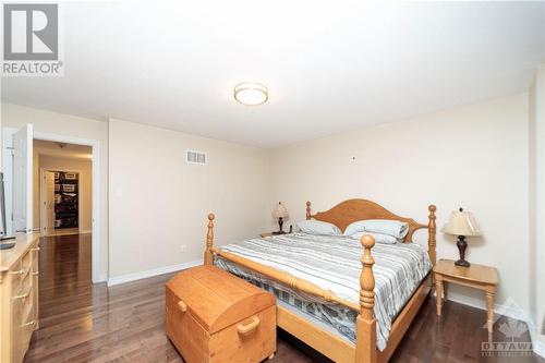344 Gallantry Way, Ottawa, ON - Indoor Photo Showing Bedroom
