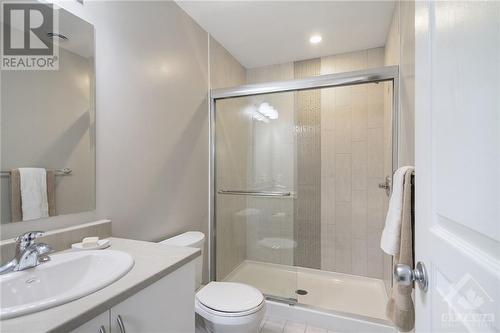 Primary ensuite bath - 192 Springbeauty Avenue Unit#3, Ottawa, ON - Indoor Photo Showing Bathroom